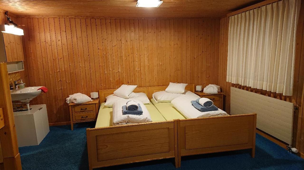 Gasthof Surselva Breil/Brigels Bagian luar foto