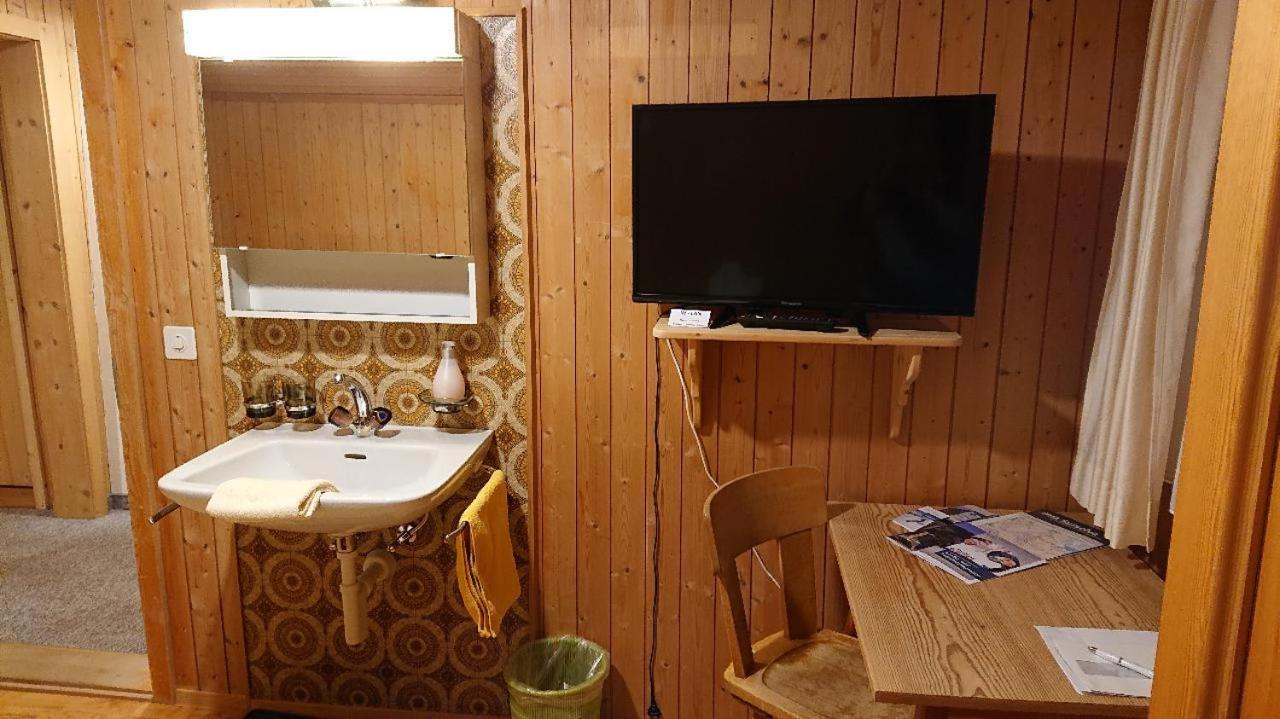 Gasthof Surselva Breil/Brigels Bagian luar foto